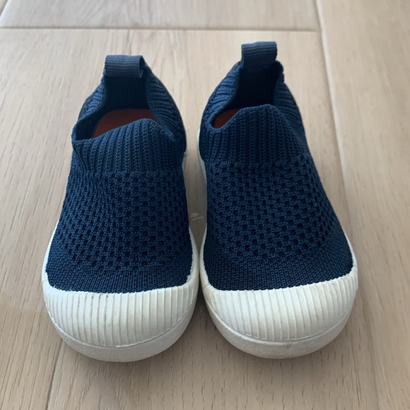 Cat & Jack
Toddler Corey Slip-On Sneakers - Picture 2 of 6